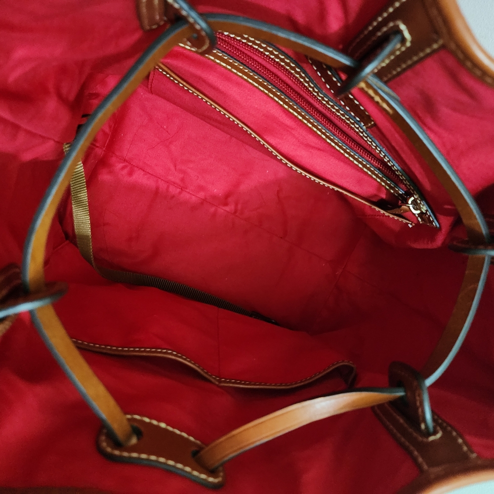 Dooney & Bourke Florentine Buckley Brown Leather Handbag - Picture 10 of 12
